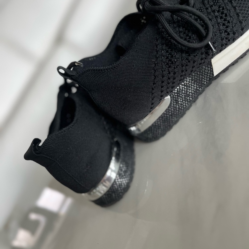 Black Knit Women's Sneakers with Accent Heel - Picture 6 of 7